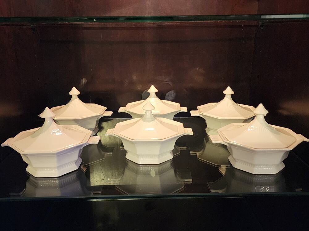 Individual Covered Casserole Dishes - Qty 6 - Independance White by Independance